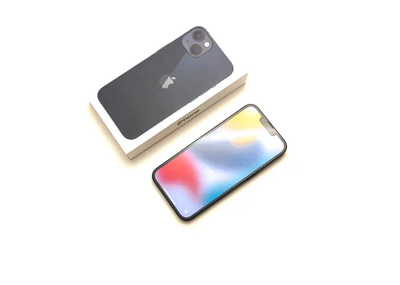 Your New iPhone 15/16 Checklist: What's Actually in the Box & The Accessories You Need to Buy